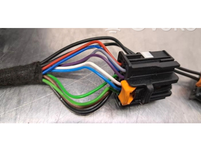 Zpětné zrcátko Peugeot 208 2022 98260176XT