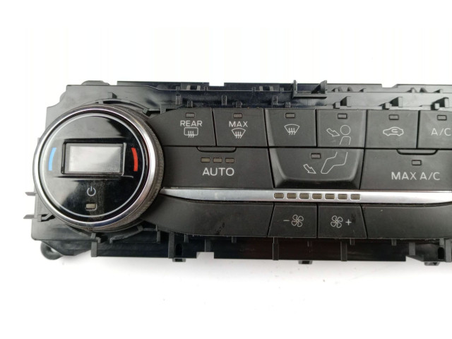 Блок управления климат-контролем KX7T18C612AA   Ford Focus