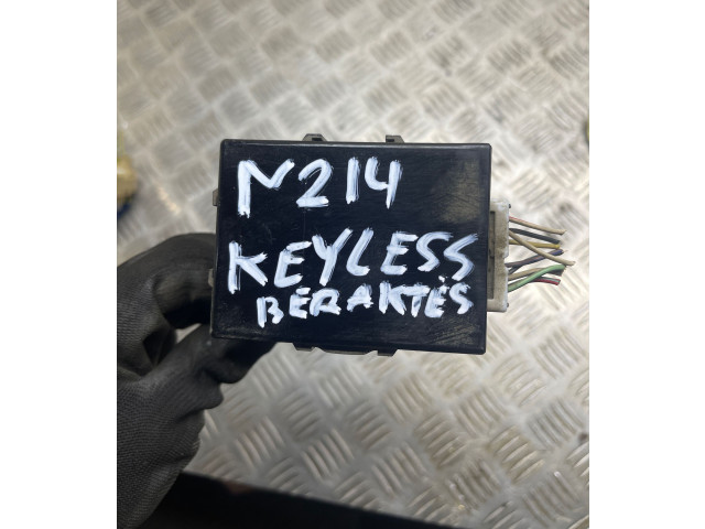 Блок управления 88035FC010 Subaru Forester SF