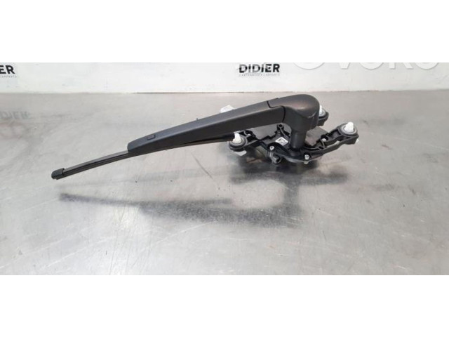 Моторчик заднего дворника 5H0955711A    Volkswagen Golf VIII