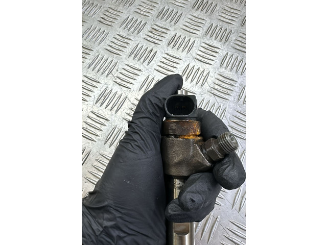 Форсунка 04L130277AC    Skoda Superb B8 (3V)  CRLB 