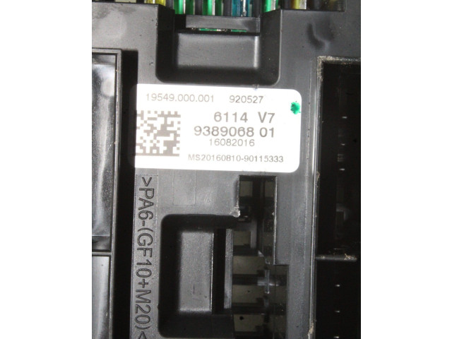 Pojistková skříňka BMW 4 F32 F33 2015