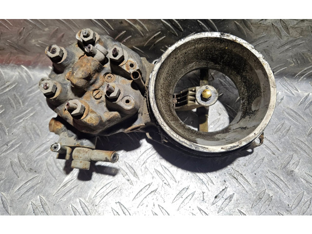 Vstřikovací lišta 0438120210, 034133353K Audi 100 200 5000 C3