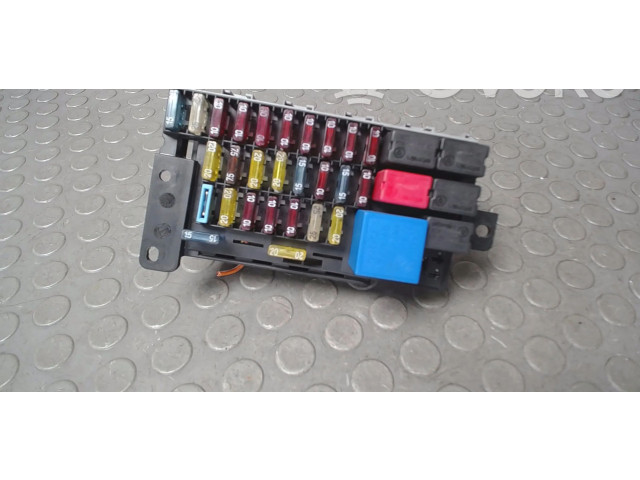 Блок предохранителей NICHTZUTREFFEND Fiat Seicento/600