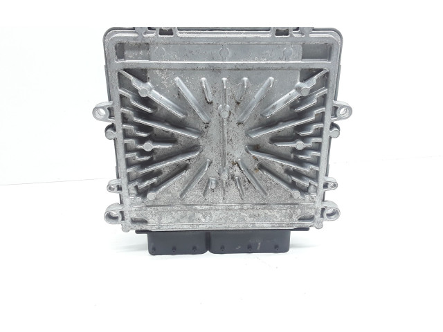 Блок управления двигателя 31303388, P31303388 Volvo V70