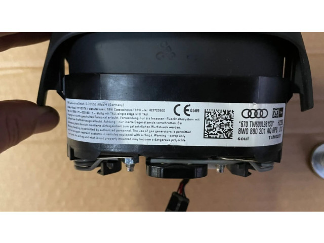 Руль Audi A4 S4 B9  2015-2019 года 4M0419091N, 8W0880201AQ      