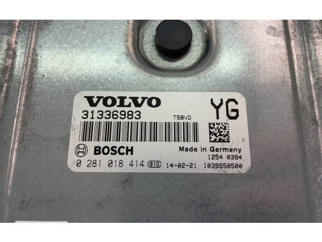Блок управления двигателем Блок управления 31336983, 0281018414   Volvo S60
