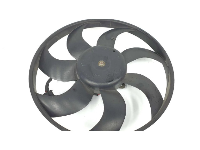 Вентилятор радиатора LR100366 Land Rover Range Rover Evoque L538 2.2