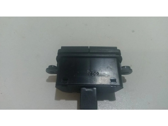 Включатель аварийных фонарей