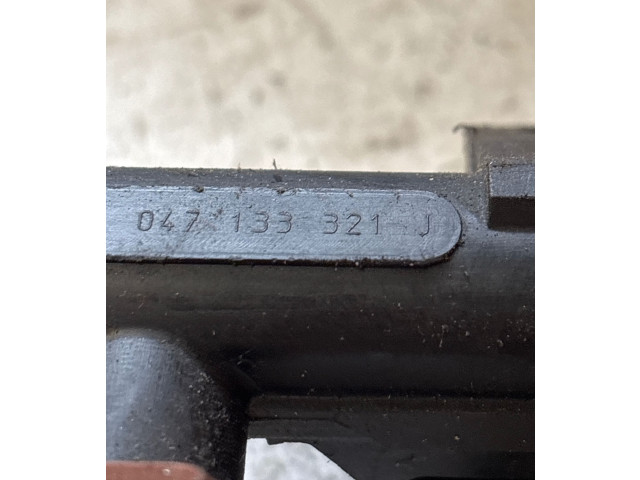 Топливная рампа 047133321J Skoda Fabia Mk1 (6Y)