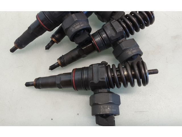 Комплект форсунок 038130073AC Ford Galaxy