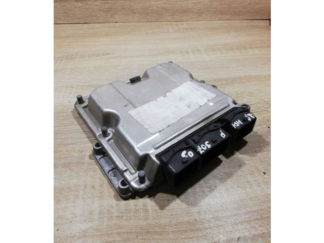 Řídící jednotka 9647472780, 0281011081 Peugeot 307 2001