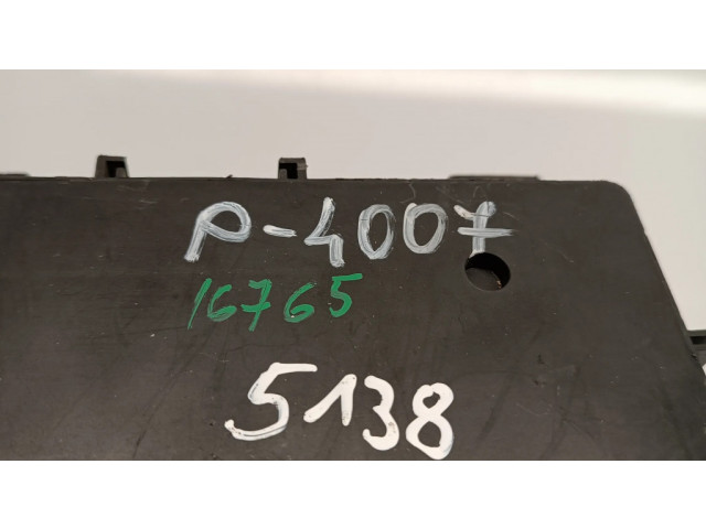 Блок предохранителей 8637A318, 519087902 Citroen C-Crosser