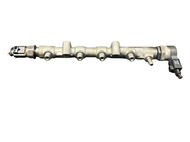 Vstřikovací lišta 03L906051, 057130764AB   Seat Ibiza IV (6J,6P)     