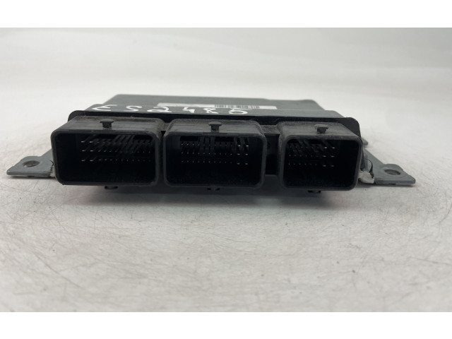 Блок управления двигателем Блок управления 237102611S, 237105698R Dacia Duster