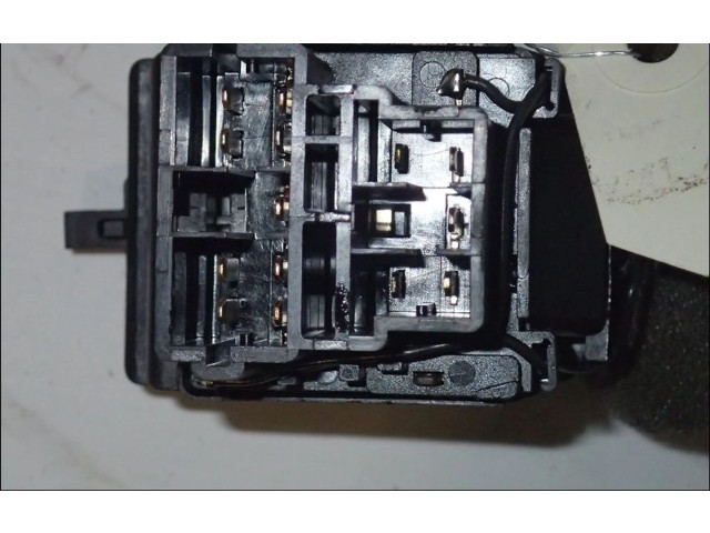 Ручка поворотов/ фонарей Peugeot 306 для двигателя RHY