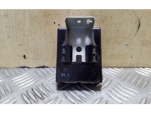 Řídící jednotka 8966112C11 Toyota Corolla E120 E130 2007