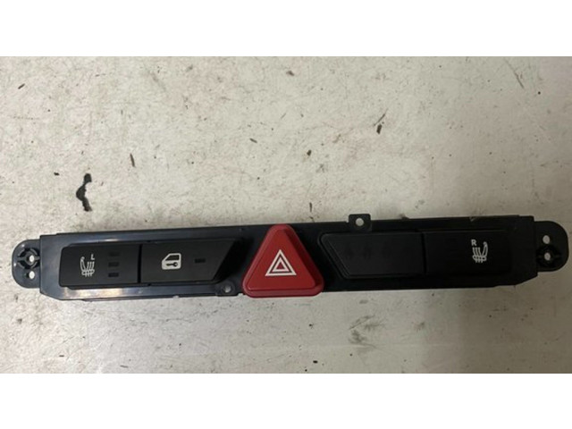 Включатель аварийных фонарей