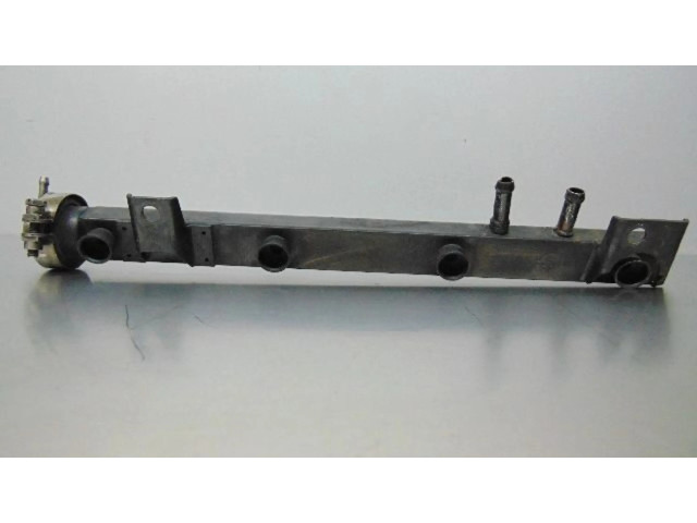 Vstřikovací lišta 1727234 BMW 3 E36 pro benzínový motor 1.6 16 4 E1