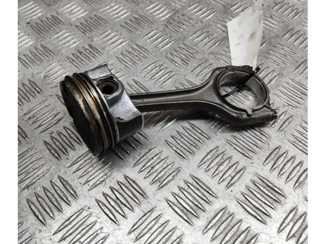 Поршень DGEB 04E107065JF, 04E198401AB Skoda Superb B8 (3V)