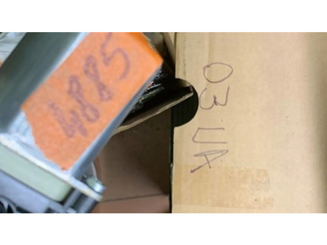 Передний двигатель механизма для подъема окон