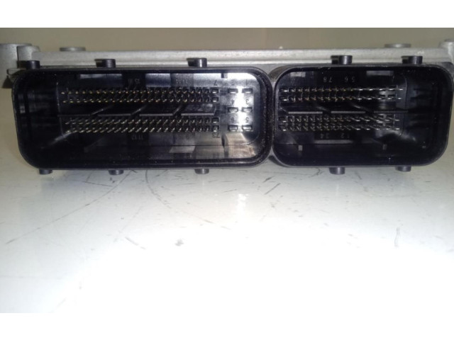 Блок управления двигателем Блок управления 391F204DD0 KIA Ceed