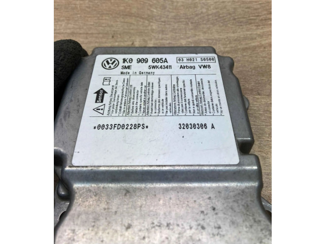 Блок подушек безопасности 1K0909605A, 5WK43411   Volkswagen Golf SportWagen
