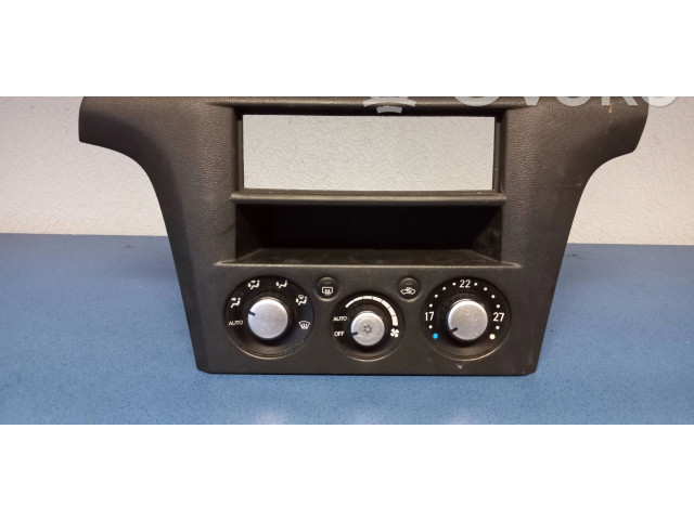 Блок управления климат-контролем MR979972HA   Mitsubishi Outlander