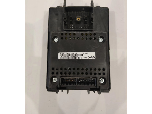 Блок предохранителей  P56038406AM, TQH09504BS41   Jeep Grand Cherokee (WJ)    