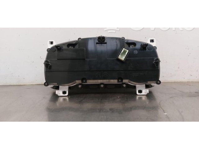 Přístrojová deska Citroen Berlingo 2019 9831102280