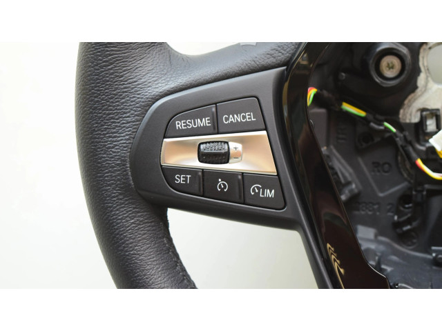 Руль BMW 1 F40 2019- года 62881001J