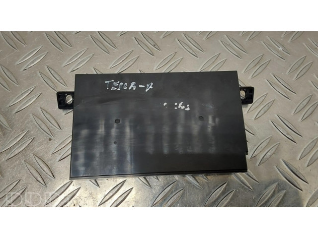 Блок управления климат-контролем 600736600C Tesla Model X