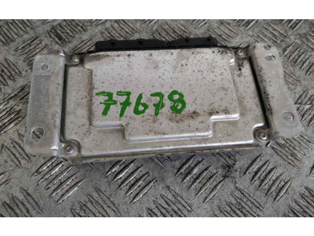 Блок управления двигателем ECU    0261208702   Citroen C1