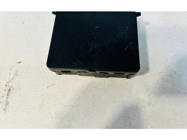 Блок управления 9649651180, 01389697   Toyota ProAce City