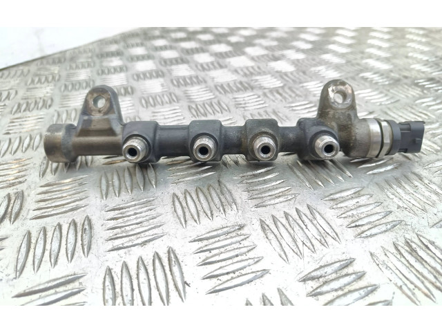 Vstřikovací lišta 55576177, 55573364 Opel Zafira C A 20 DTH