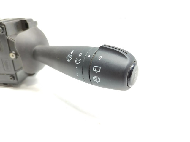 Ручка стеклоочистителей 681727472R   Dacia Dokker