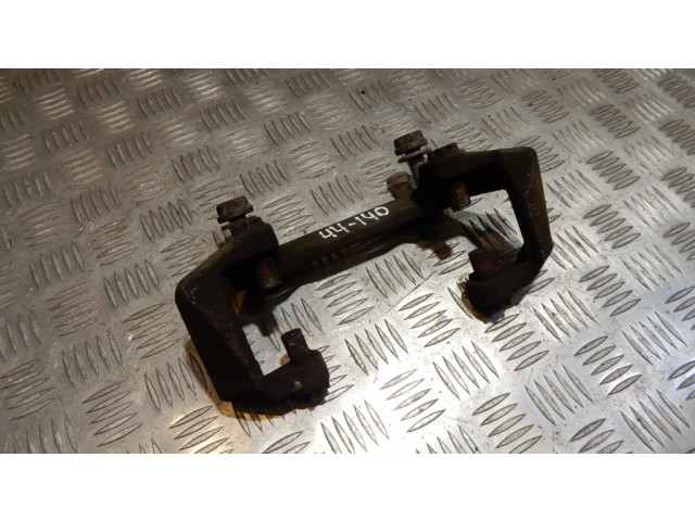 Передний суппорт