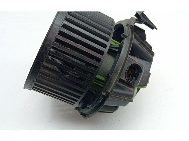 Вентилятор печки    N106415P   Dacia Duster