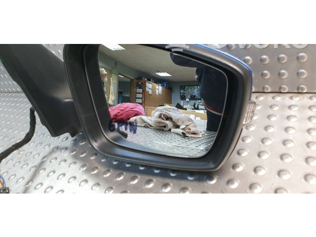 Зеркало электрическое Skoda Fabia Mk3 (NJ) 2015 - 2021 года