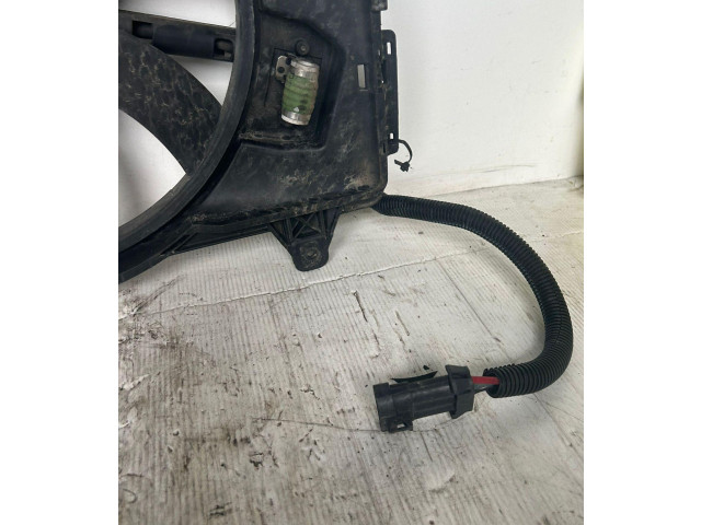 Вентилятор радиатора     13148302, 13148302    Opel Meriva A 