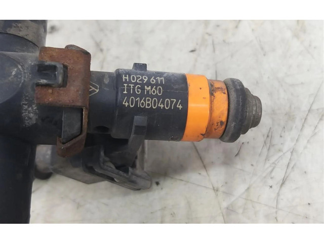 Vstřikovací lišta 8200139674C Renault Thalia I K4J712