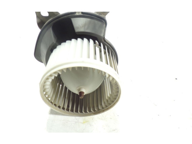 Вентилятор печки    95514201, 507730100   Opel Combo D
