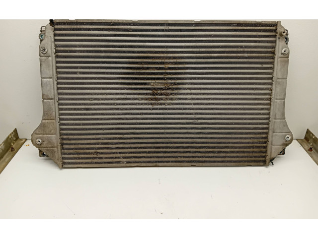 Интеркулер JD1271002220, 0R010 Toyota Corolla Verso AR10