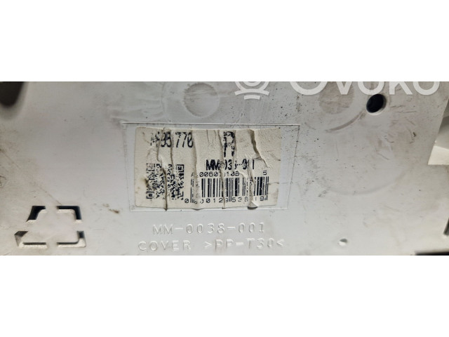 Панель приборов MM0038001 Mitsubishi Colt