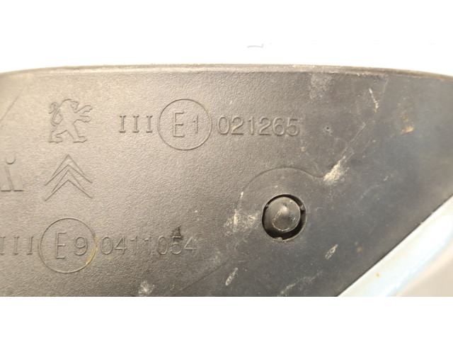 Zpětné zrcátko Peugeot 301 2016