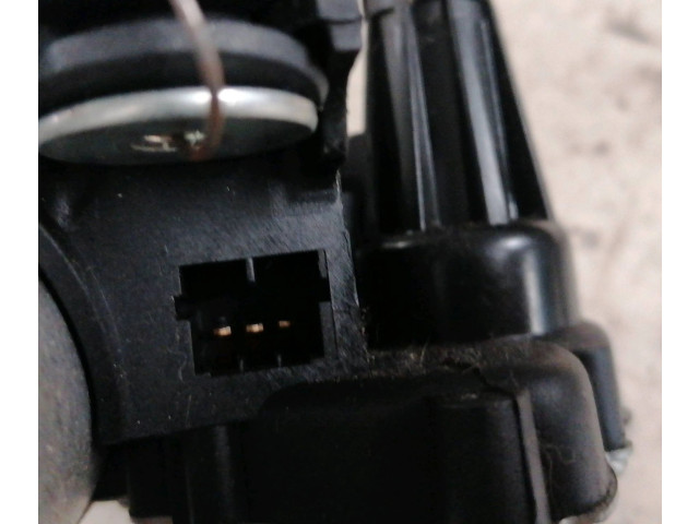 Моторчик заднего дворника 51850871    Fiat 500X