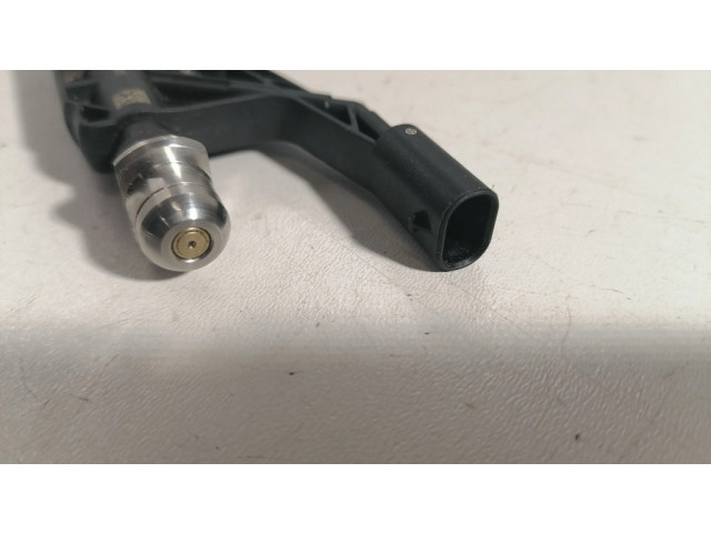 Комплект форсунок 7639990, 0261500539    BMW 3 F30 F35 F31 для бензинового двигателя B58B30 3