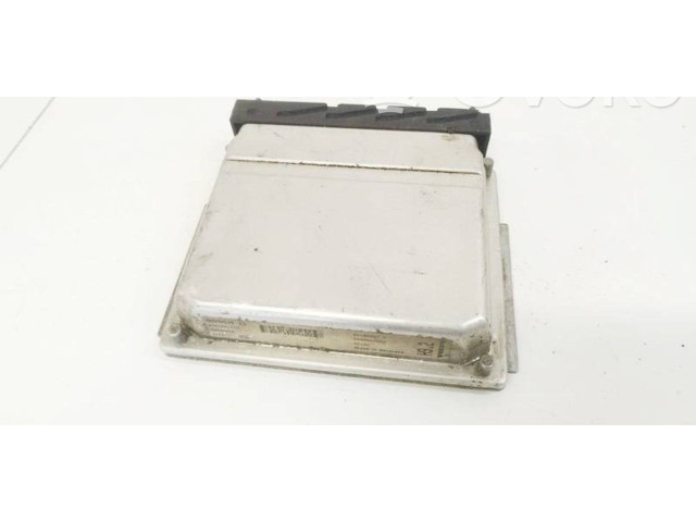 Блок управления двигателя 0281001776, 09496667   Volvo S70  V70  V70 XC