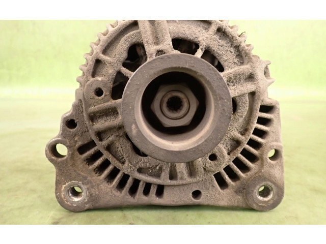 Генератор    Volkswagen PASSAT B4      