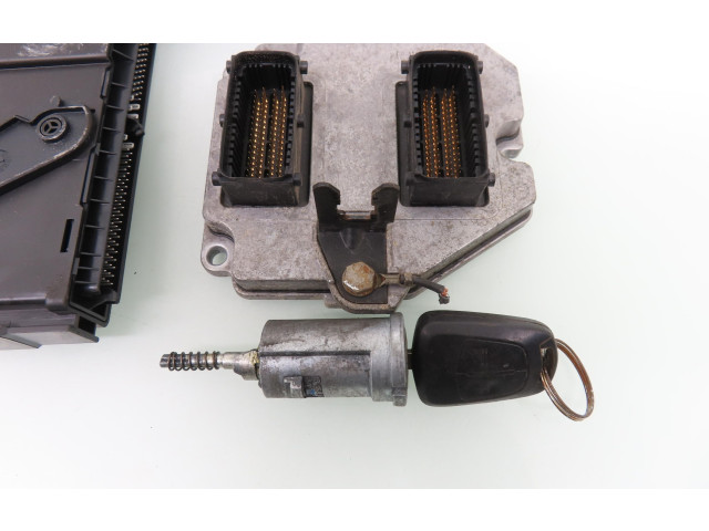 Блок управления двигателем Блок управления 5WK9380, 55355043   Opel Meriva A